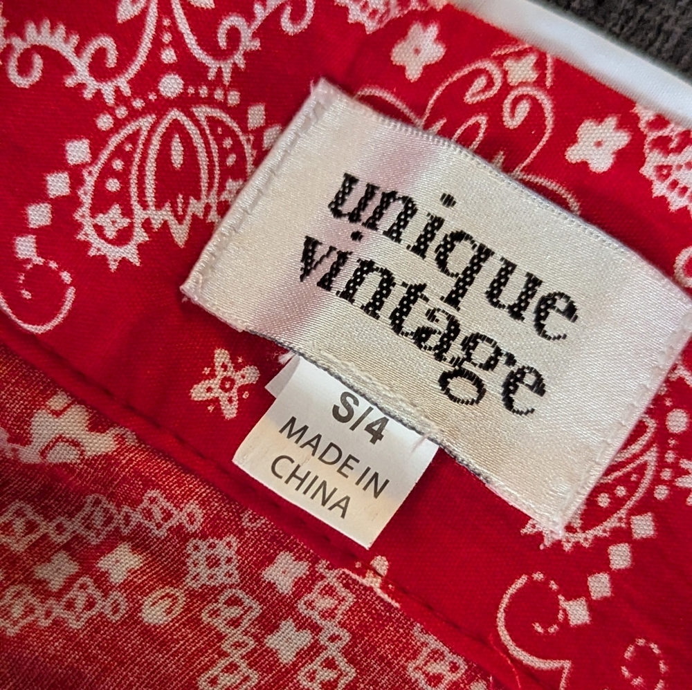 Red Paisley Button-Up Skirt - Picture 3 of 6